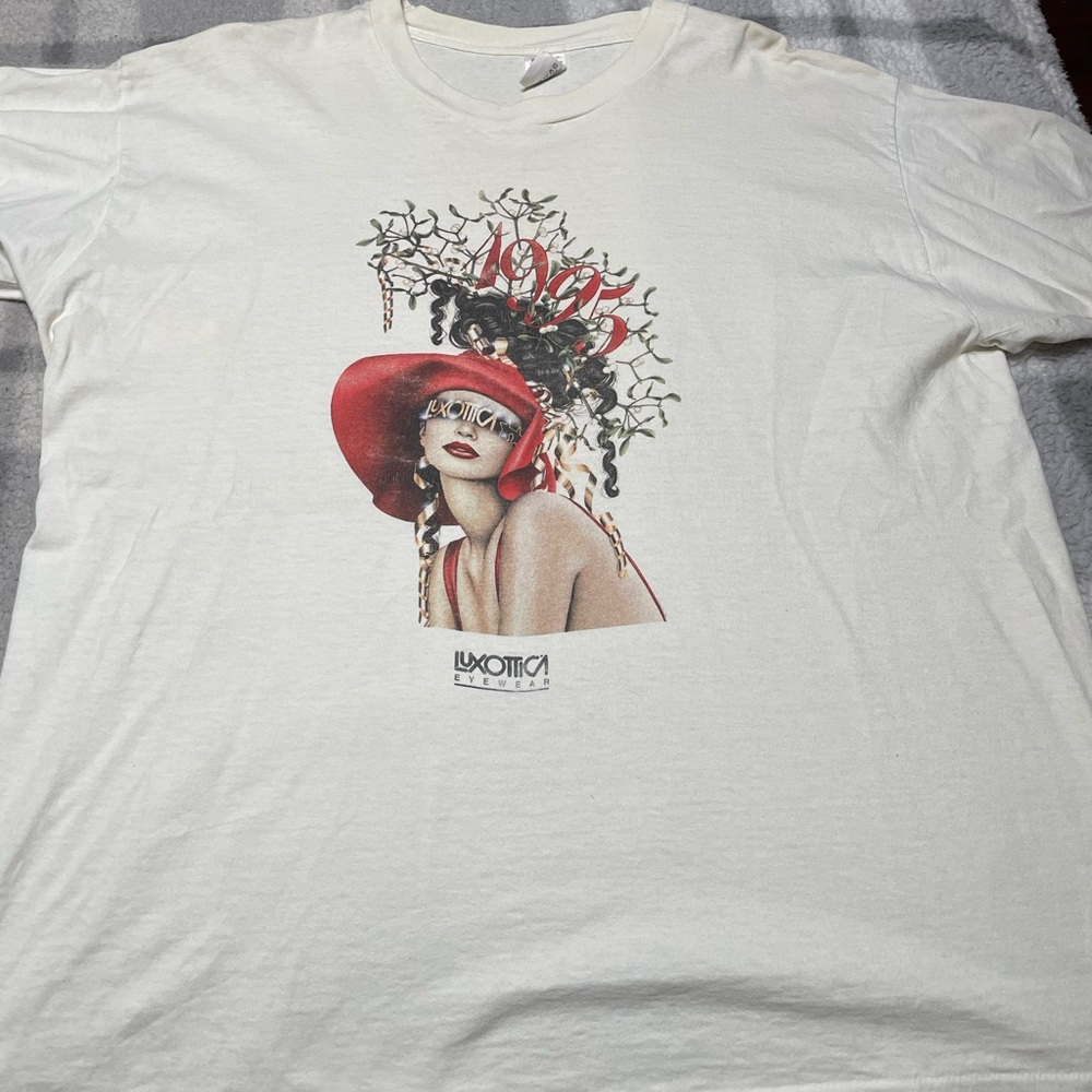 Graphic tee, with cool design